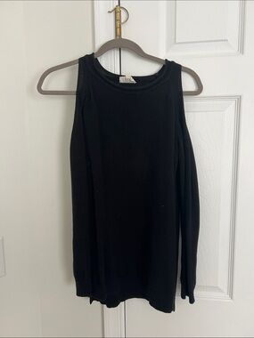 Show Me Your MuMu Black Cold-Shoulder Long Sleeve Top